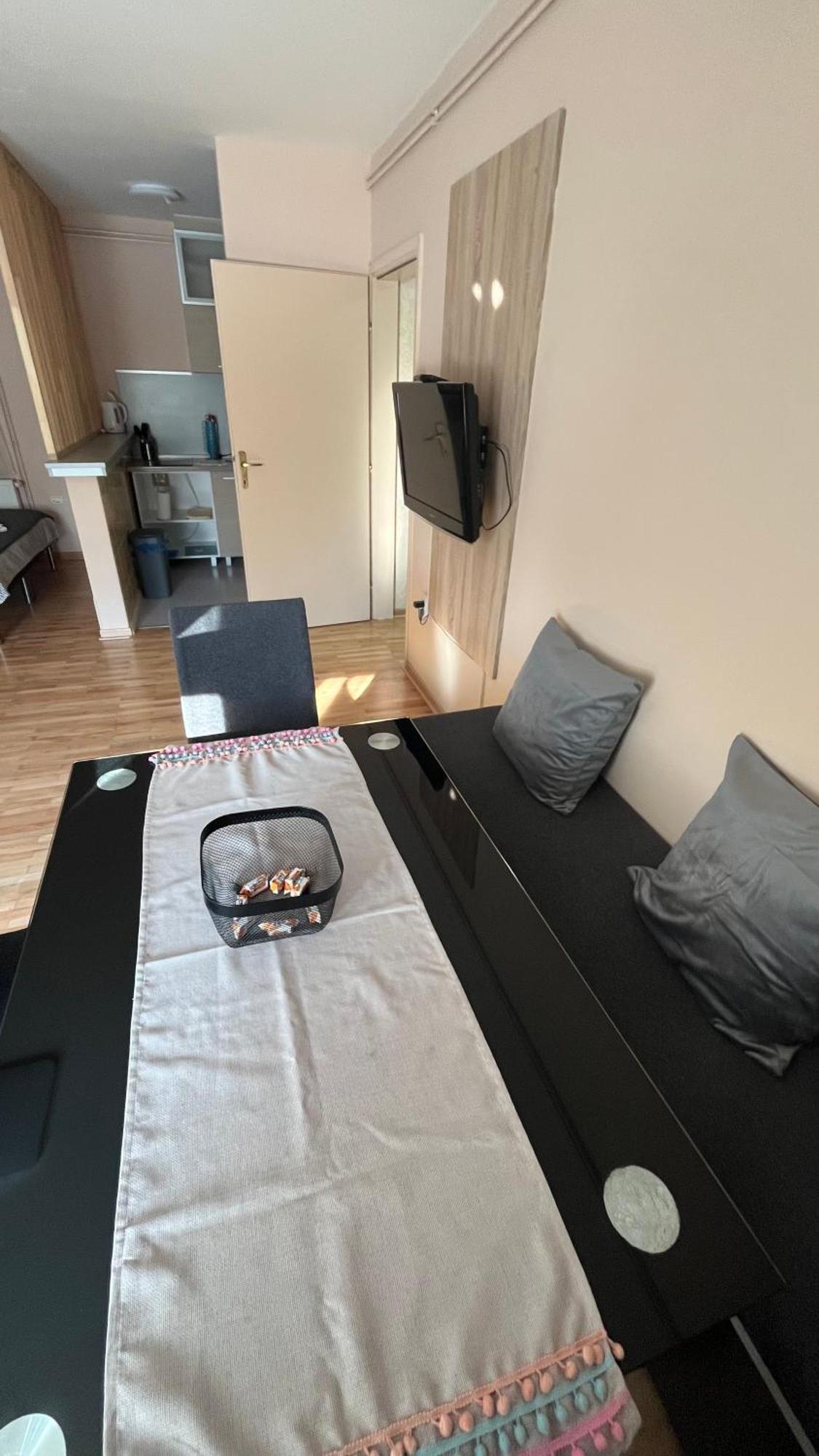 Apartamento Charlie&Blueberries 1 Belgrado Exterior foto